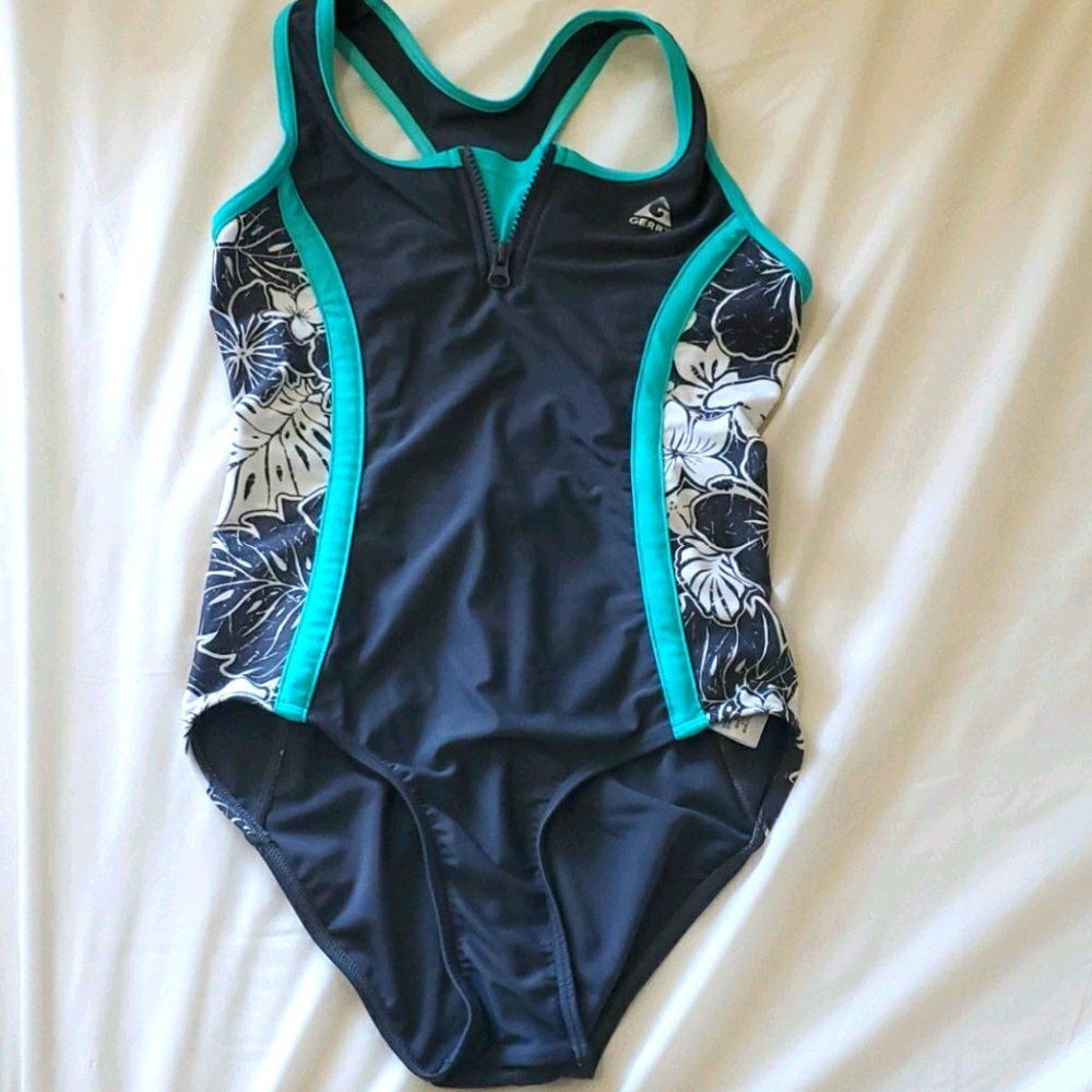 Swim suit